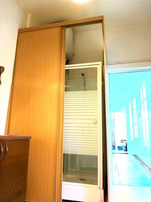 Small Luxurious Room In The Heart Of Saint Germain Paris Eksteriør billede