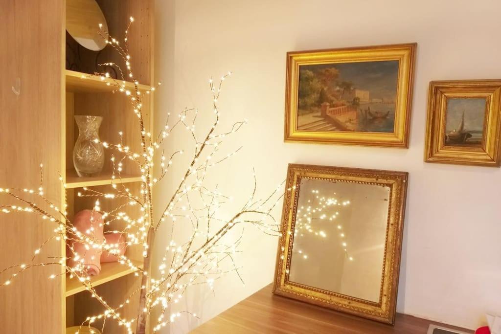 Small Luxurious Room In The Heart Of Saint Germain Paris Eksteriør billede